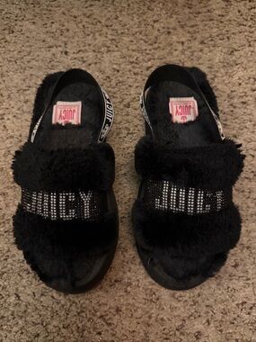 Juicy Couture Black Faux Fur Slide Sandals